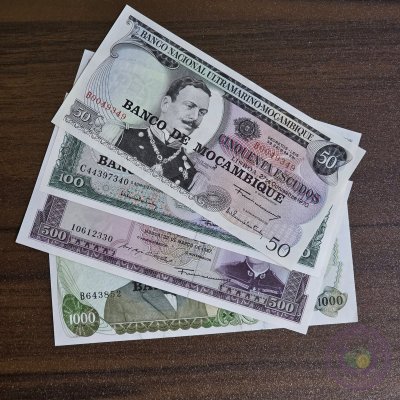 موزمبيق 🇲🇿 مجموعة من ٤ أوراق نقدية (١٩٦١ - ١٩٧٢)
